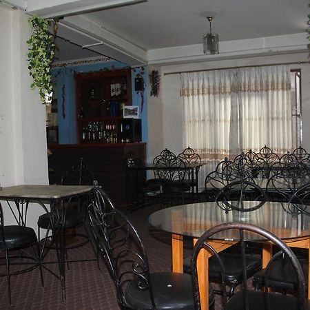 Hotel Api Kathmandu Exterior foto