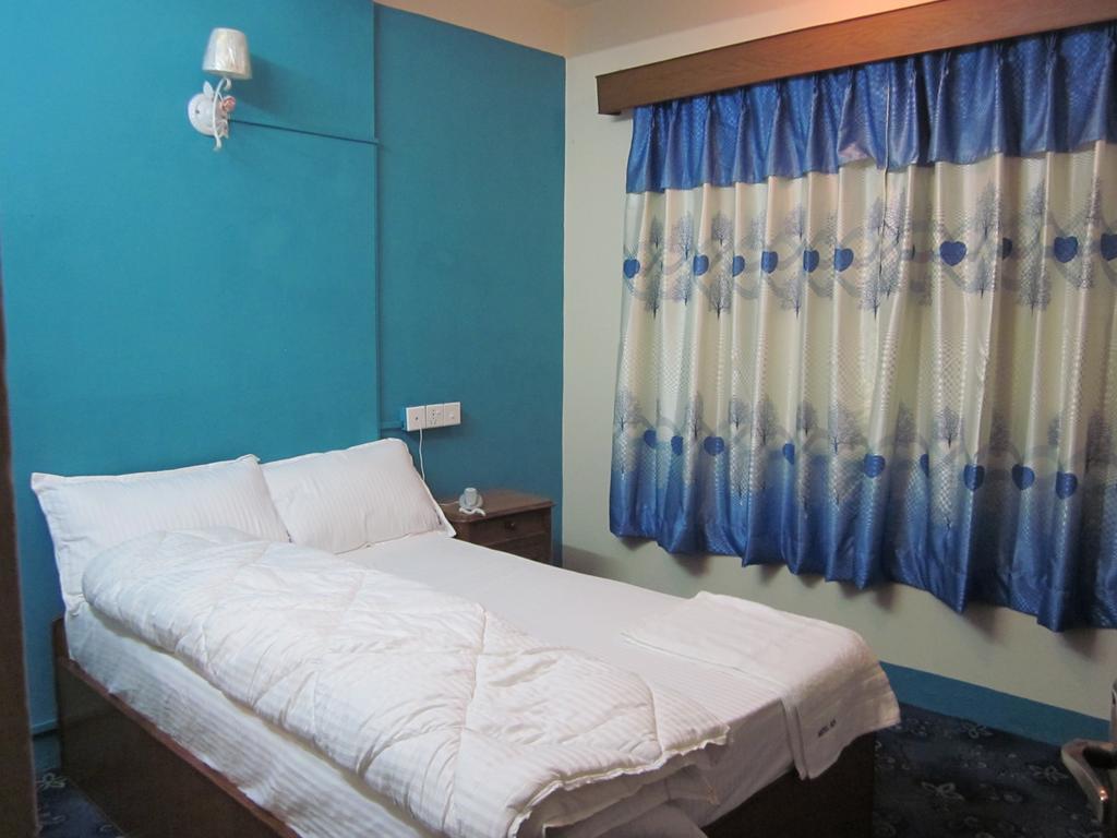 Hotel Api Kathmandu Zimmer foto